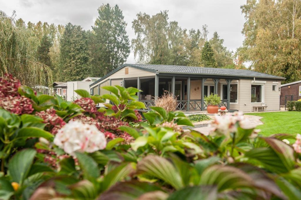 Prachtige Chalet Wabi Sabi Aan Het Water! جيل المظهر الخارجي الصورة
